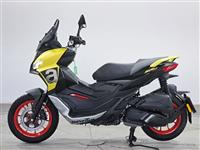 Aprilia SR GT 200