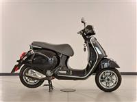 Piaggio Motosiklet Vespa GTS 300 HPE RST